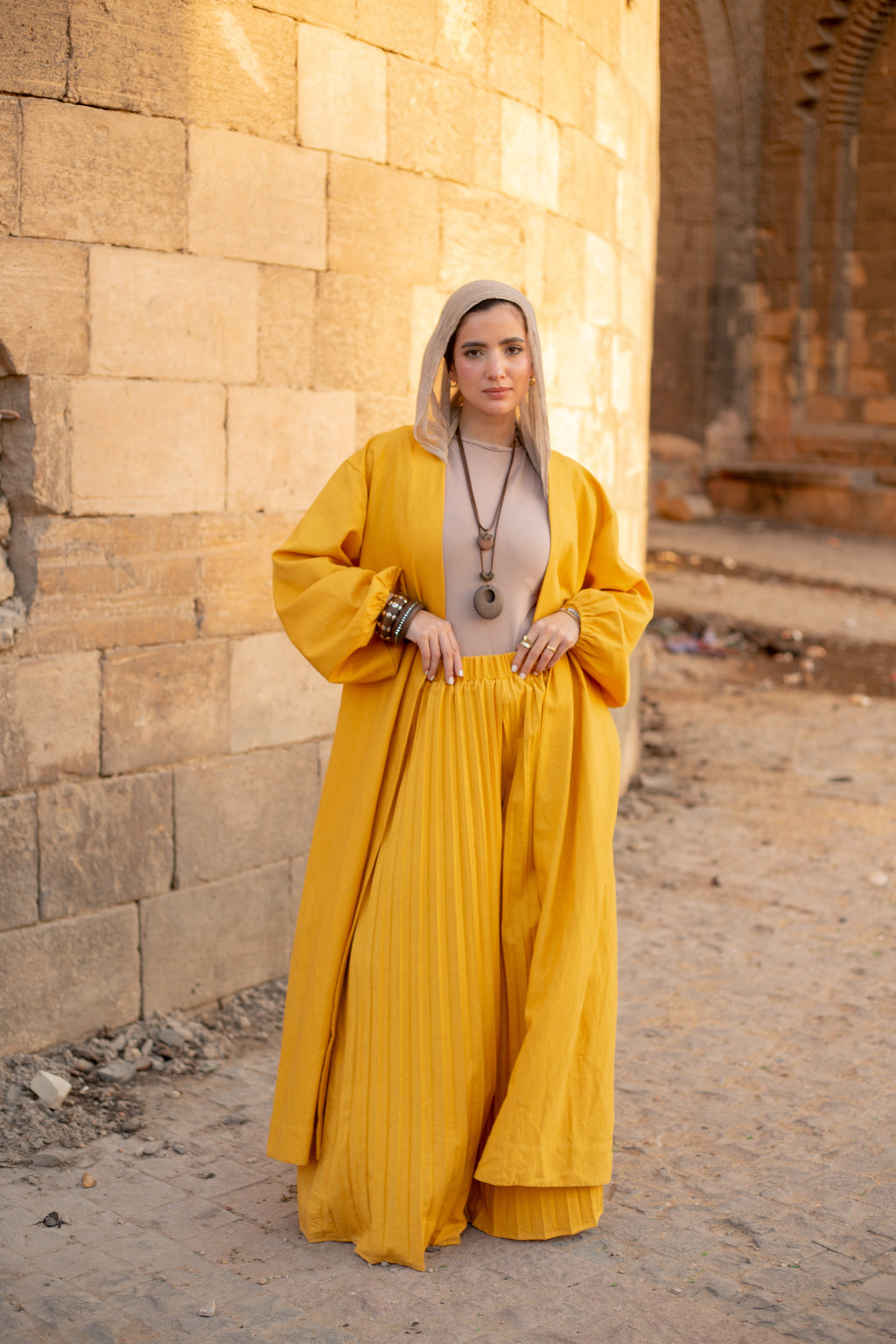 Laylat Al Noor Set